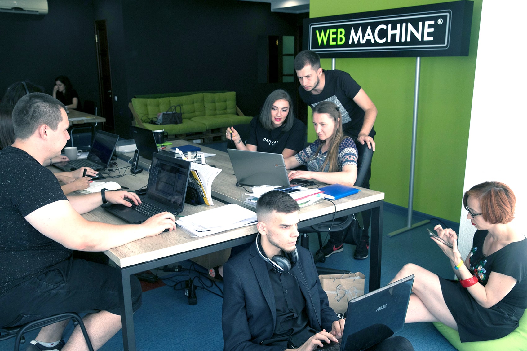 Офис WEB-MACHINE